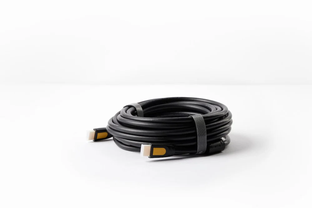 HDMI_Cable_SKYTRAK_golf_sim-1.webp